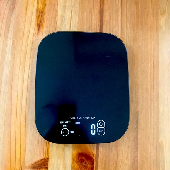 Williams Sonoma Other - Williams Sonoma Touchless Tare Waterproof Scale - 11-Lb. Max.